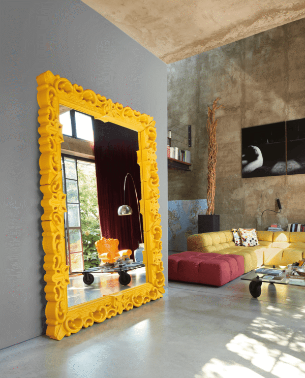 FRAME OF LOVE