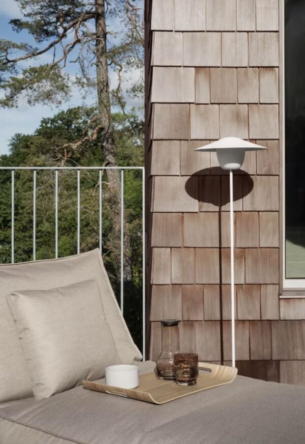 ANI Mobile LED Floor Lamp - Image 4
